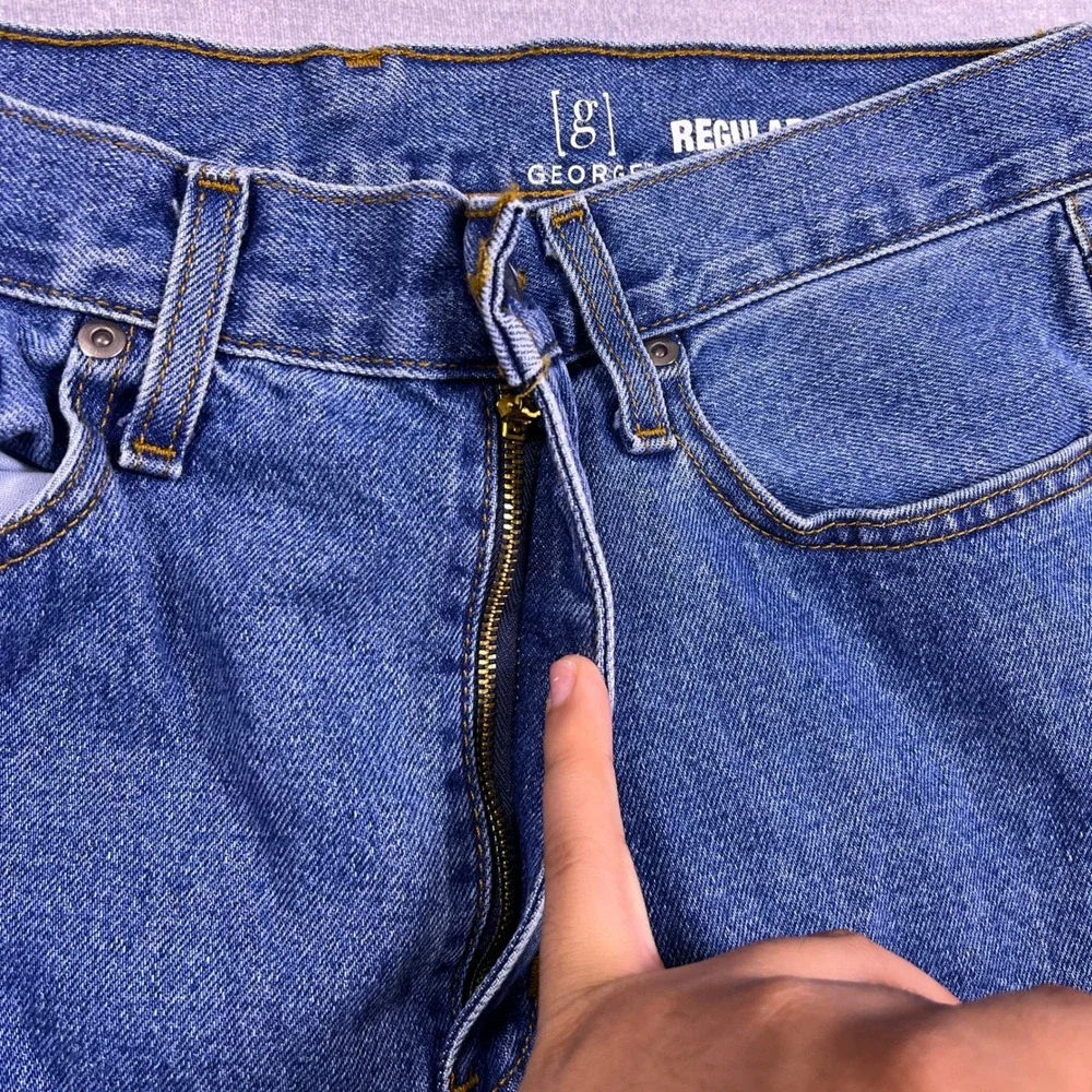 NWT George Regular Fit Mid Rise Jeans Mens 32x30 Medium Wash Blue Cotton